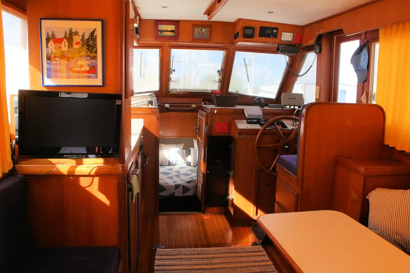 Slide: The Image of Island Gypsy 32 2000 - 50