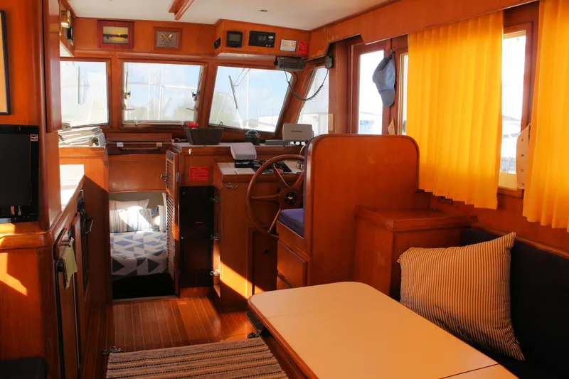 Slide: The Image of Island Gypsy 32 2000 - 51