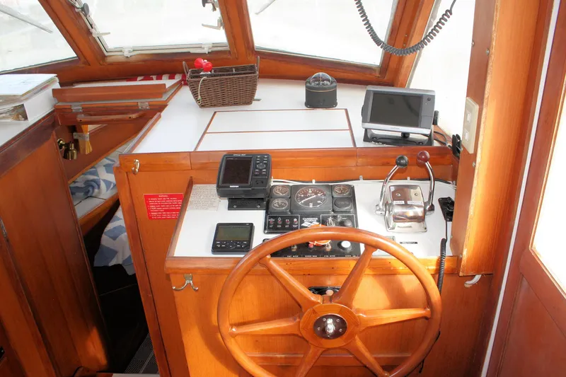 Slide: The Image of Island Gypsy 32 2000 - 54