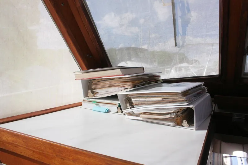 Slide: The Image of Island Gypsy 32 2000 - 60