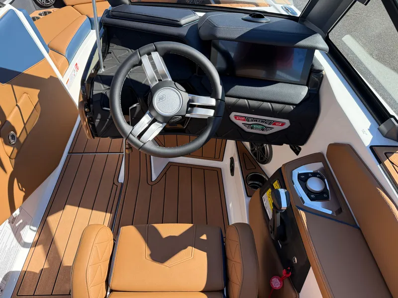 Slide: The Image of Nautique Super Air Nautique GS22 2026 - 34