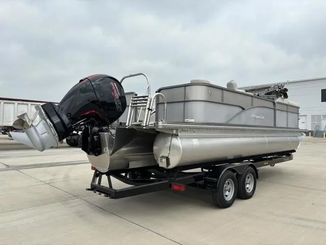 Slide: The Image of Manitou 25 OASIS SR VP 2022 - 10