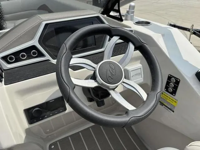 Slide: The Image of Manitou 25 Encore SL SHP 575 2022 - 9