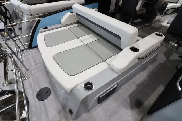 Slide: The Image of Aqua AP255SFLW 2025 - 13