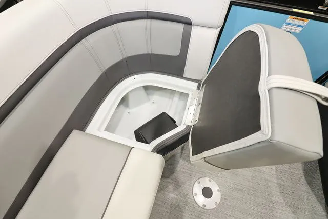 Slide: The Image of Godfrey AP255SFLW 2025 - 27