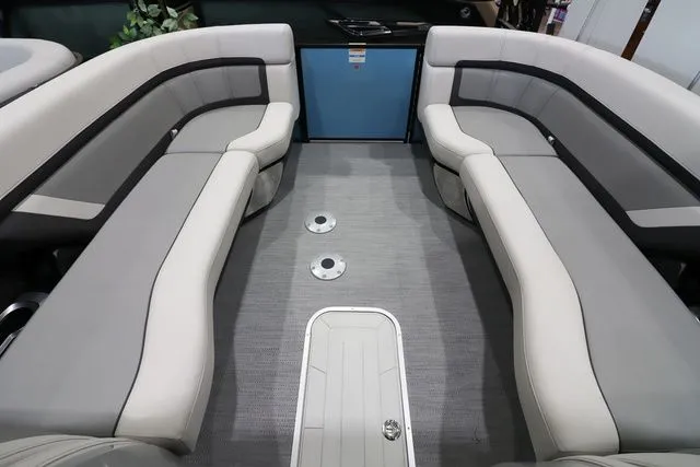 Slide: The Image of Godfrey AP255SFLW 2025 - 7