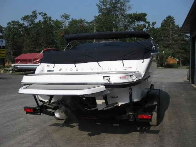 Slide: The Image of Four Winns FV H4 I/O W/350HP VOLVO PENTA ENGINE 2025 - 4