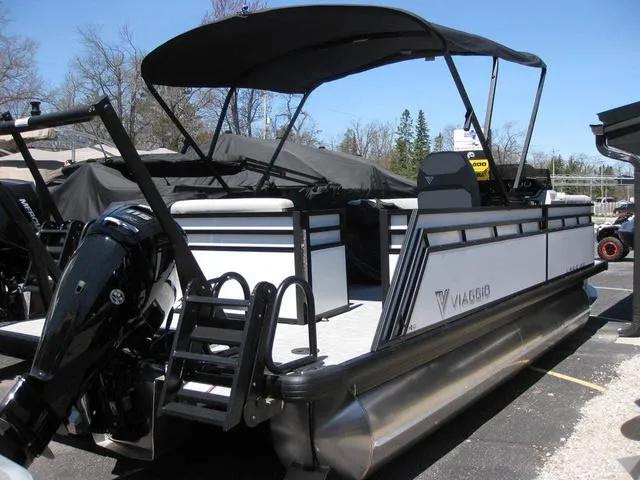 The Image of Viaggio V20C W/MERCURY 115 HP OB MOTOR 2025 - 1