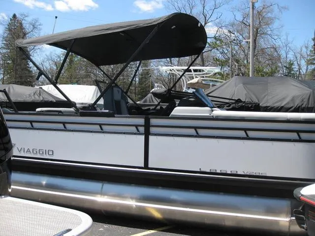 Slide: The Image of Viaggio V20C W/MERCURY 115 HP OB MOTOR 2025 - 2