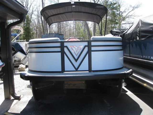 Slide: The Image of Viaggio V20C W/MERCURY 115 HP OB MOTOR 2025 - 3