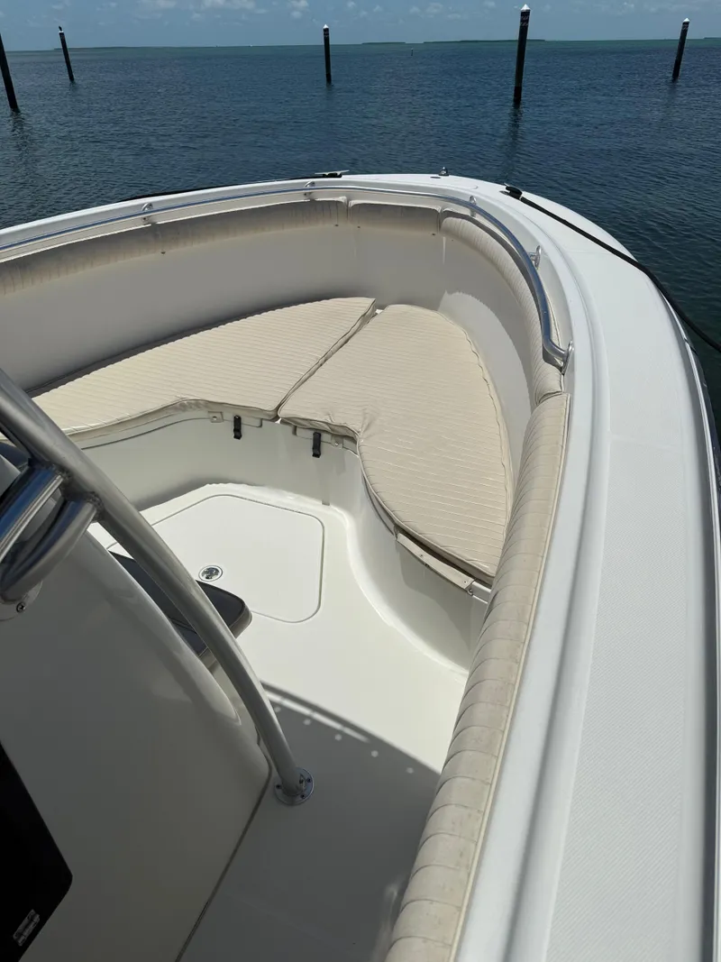 Slide: The Image of Hydra-Sports 2800 Vector CC 2001 - 7