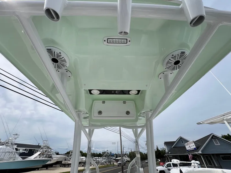 Slide: The Image of Sea Fox 228 Commander 2021 - 24