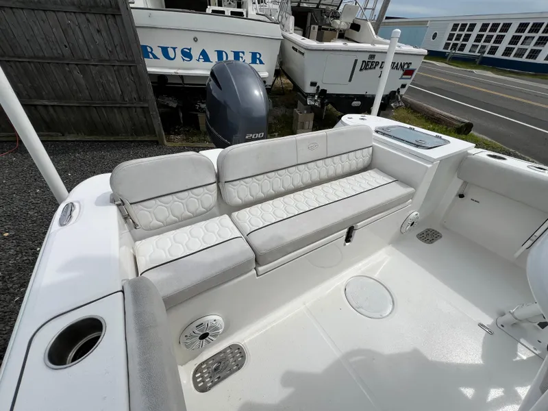 Slide: The Image of Sea Fox 228 Commander 2021 - 26