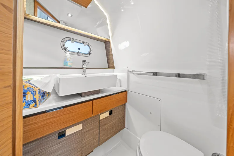 Slide: The Image of 2019 Tiara Yachts 38 LS - Ripple Effect - 32