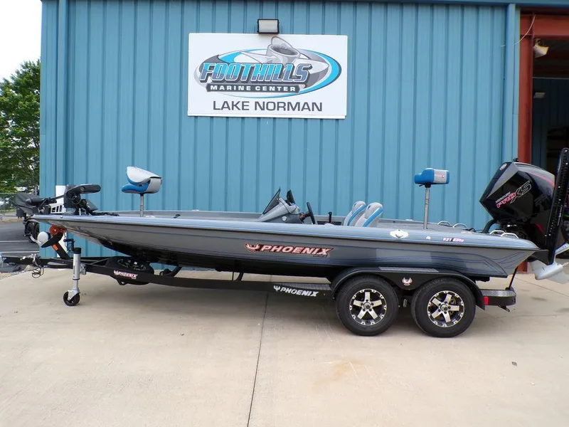 The Image of 2025 Phoenix 921 ELITE boat at Foothills Marine Center, Lake Norman. - 0