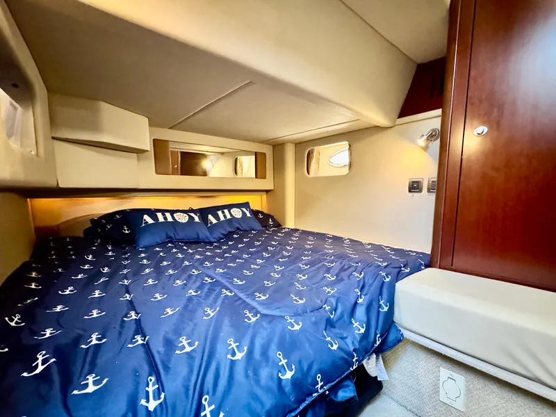 Slide: The Image of Sea Ray 44 Sedan Bridge 2006 - 43