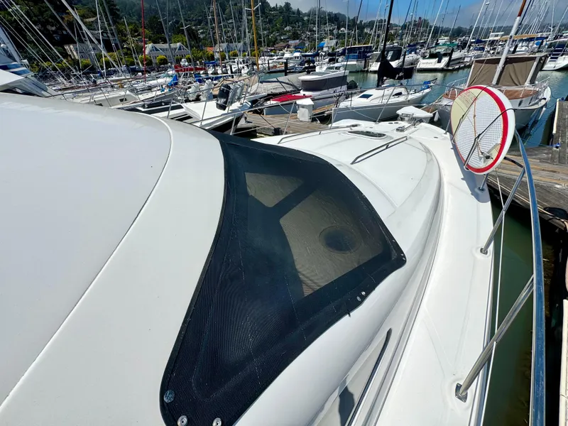 Slide: The Image of Sea Ray 44 Sedan Bridge 2006 - 7