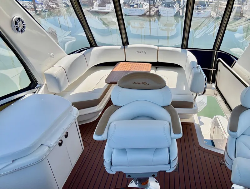 Slide: The Image of Sea Ray 44 Sedan Bridge 2006 - 71