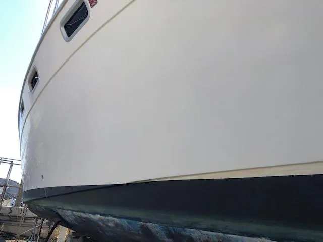 Slide: The Image of Bayliner 3818 Motoryacht 1988 - 59