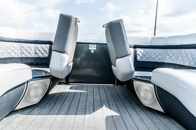 Slide: The Image of Godfrey AP255DFL 2026 - 15