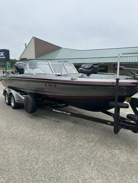 The Image of Ranger 622PRO 2020 - 0