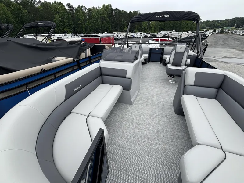 Slide: The Image of Viaggio Lago V22U w/Mercury 150HP - 4-Stroke Engine 2025 - 35