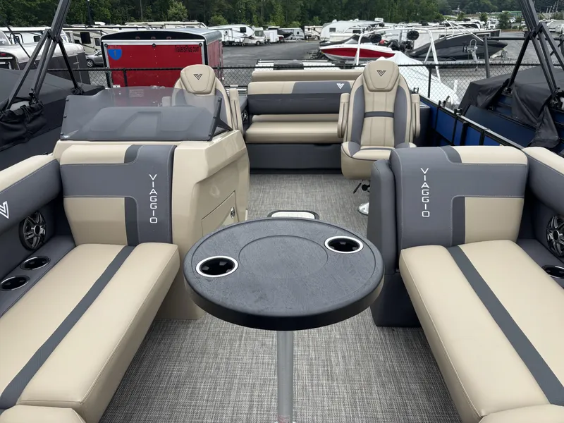 Slide: The Image of Viaggio Lago X22S w/Honda 200HP - 4-Stroke Engine 2025 - 25