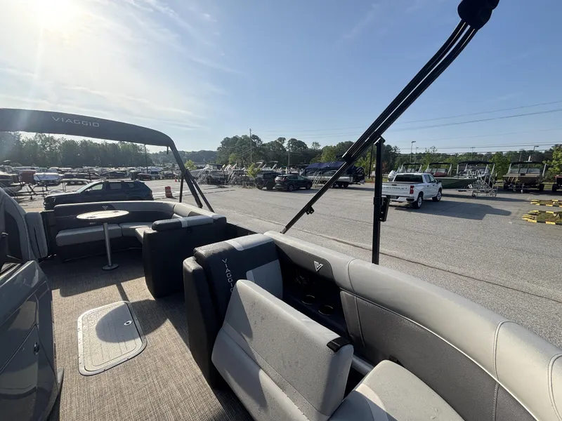 Slide: The Image of Viaggio Lago X20C w/Honda150HP - 4-Stroke Engine 2025 - 15