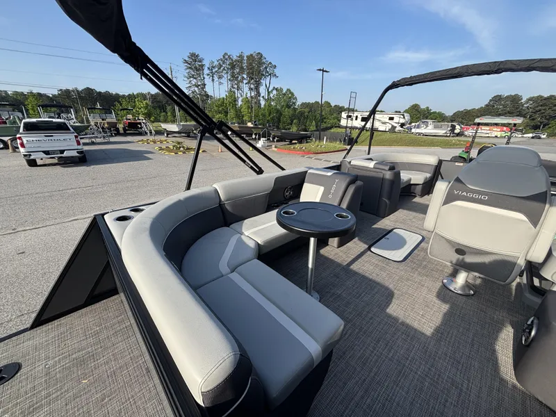 Slide: The Image of Viaggio Lago X20C w/Honda150HP - 4-Stroke Engine 2025 - 30