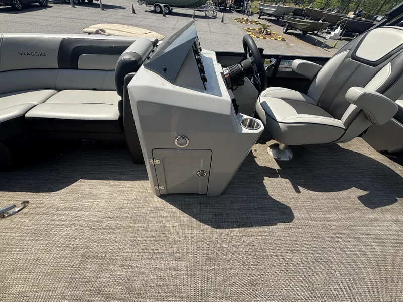 Slide: The Image of Viaggio Lago 20U Sport Toon TT w/Suzuki 115HP - 4-Stroke Engine and MMT Trailer 2022 - 20