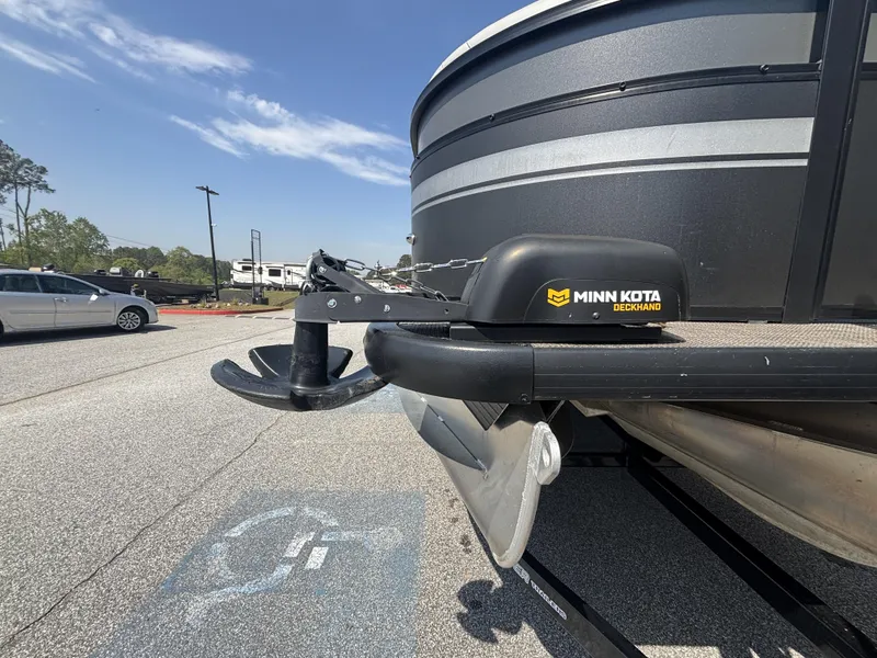 Slide: The Image of Viaggio Lago 20U Sport Toon TT w/Suzuki 115HP - 4-Stroke Engine and MMT Trailer 2022 - 29