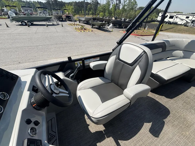 Slide: The Image of Viaggio Lago 20U Sport Toon TT w/Suzuki 115HP - 4-Stroke Engine and MMT Trailer 2022 - 35