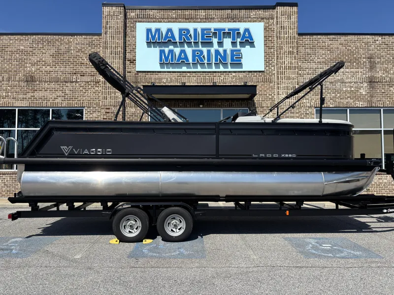 The Image of Viaggio Lago X22D Tripletoon w/Honda 250HP - 4-Stroke Engine 2025 - 1