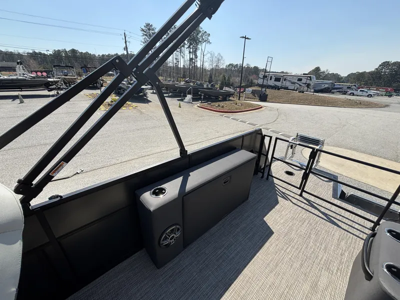 Slide: The Image of Viaggio Lago X22D Tripletoon w/Honda 250HP - 4-Stroke Engine 2025 - 13