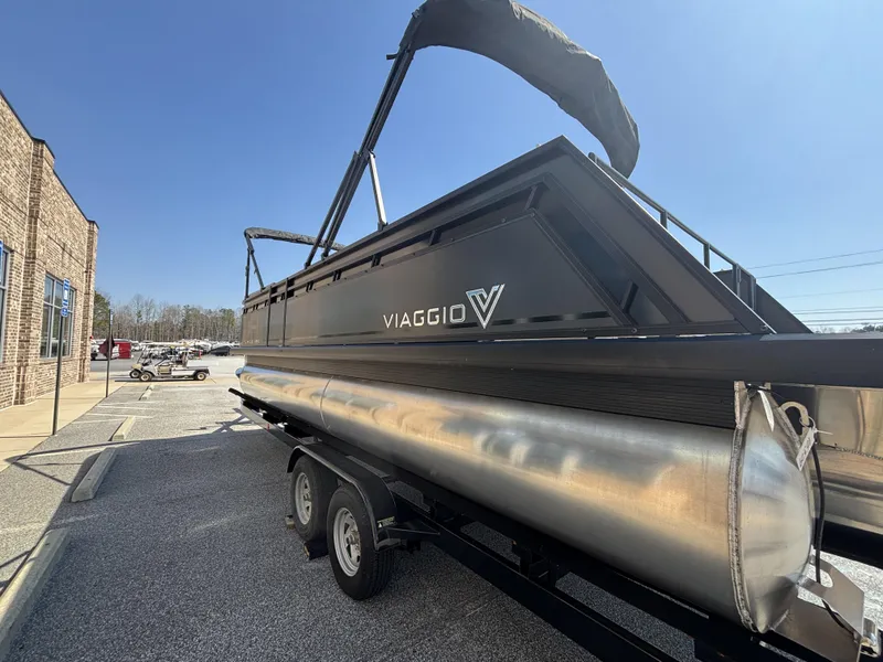 Slide: The Image of Viaggio Lago X22D Tripletoon w/Honda 250HP - 4-Stroke Engine 2025 - 32