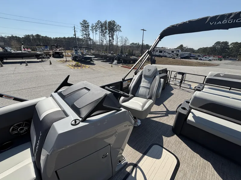 Slide: The Image of Viaggio Lago X22D Tripletoon w/Honda 250HP - 4-Stroke Engine 2025 - 43