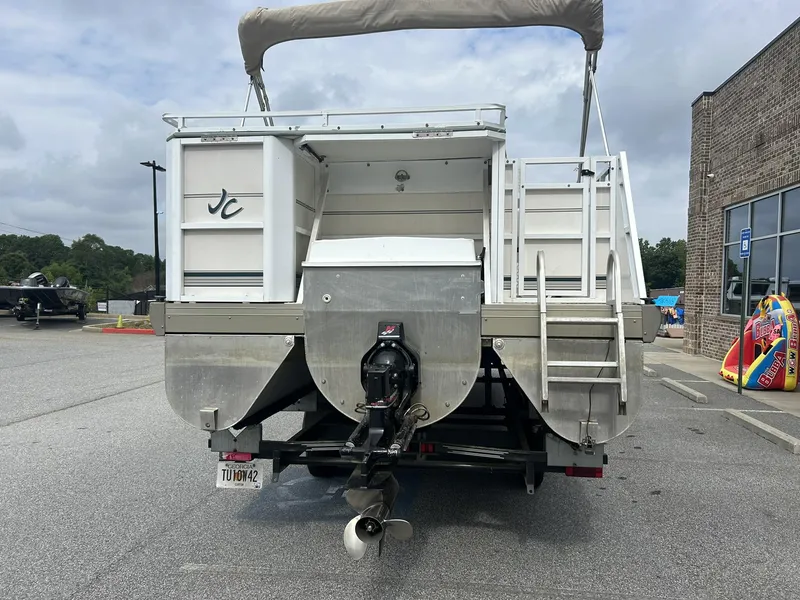 Slide: The Image of JC Manufacturing 266 i/o Classic w/ MerCrusier 5.0L - 240HP Engine and TN Trailer 2000 - 13