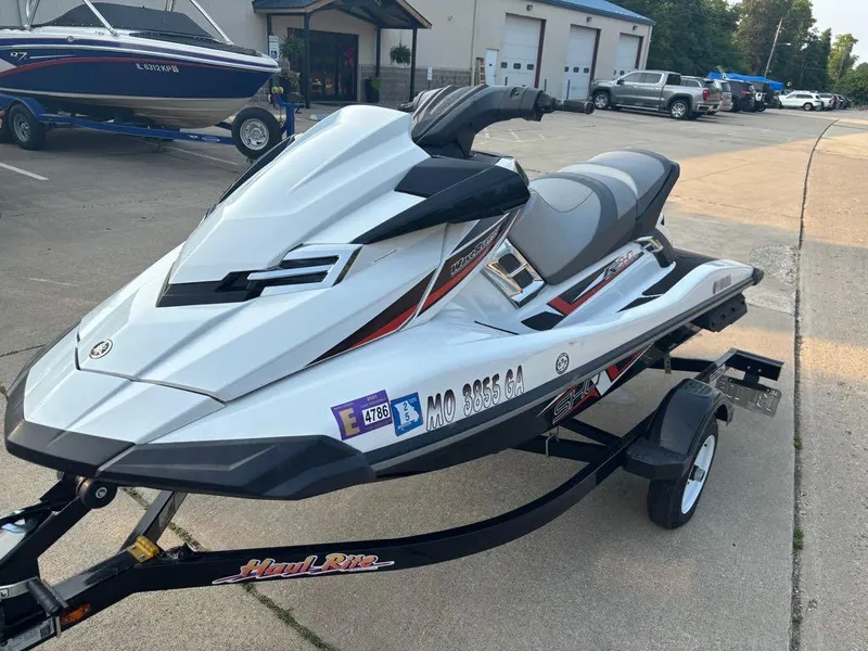 Slide: The Image of Yamaha FX SVHO 2014 - 5