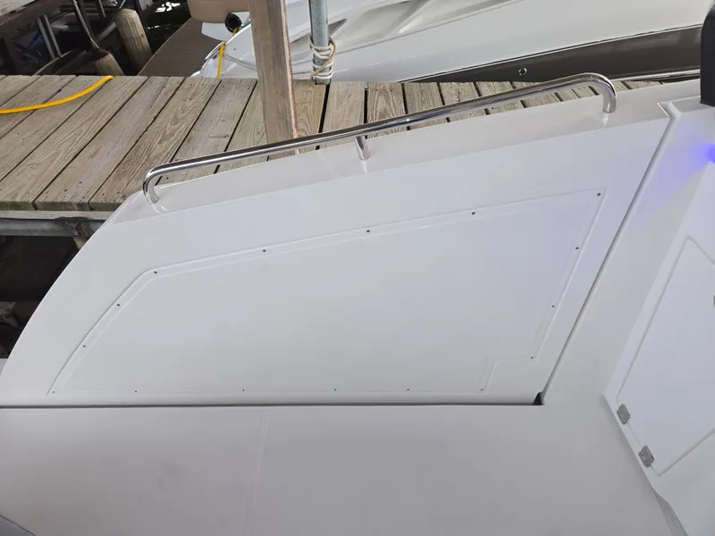 Slide: The Image of Schaefer Yachts DBA 375 2025 - 22