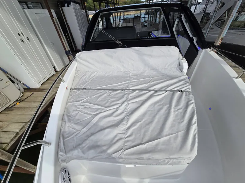 Slide: The Image of Schaefer Yachts DBA 375 2025 - 41