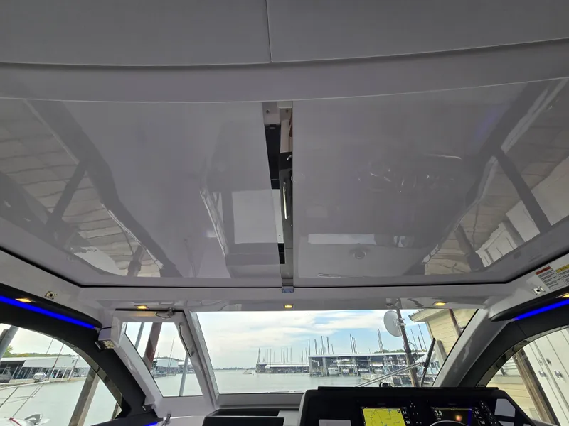 Slide: The Image of Schaefer Yachts DBA 375 2025 - 66