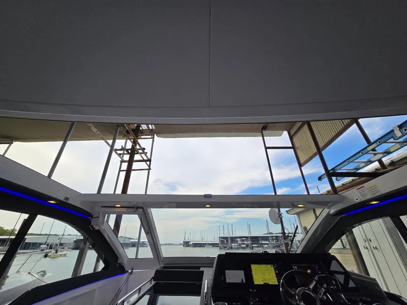 Slide: The Image of Schaefer Yachts DBA 375 2025 - 67
