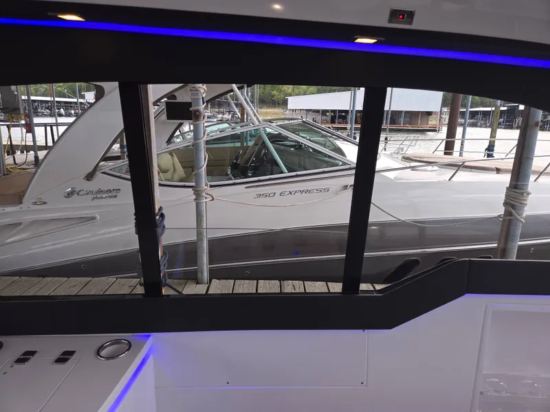Slide: The Image of Schaefer Yachts DBA 375 2025 - 71