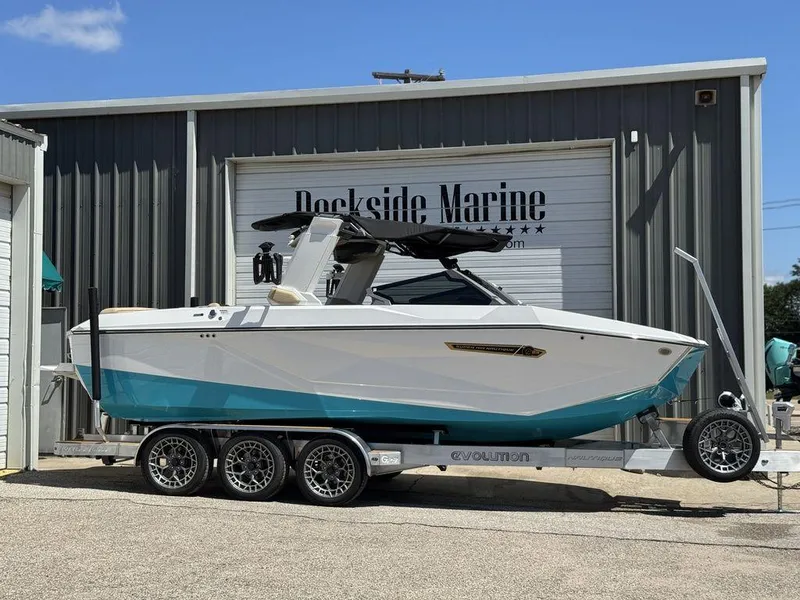 Slide: The Image of Nautique Super Air Nautique G23 2025 - 21