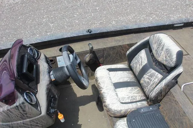 Slide: The Image of G3 Gator Tough 17 SC 2022 - 17