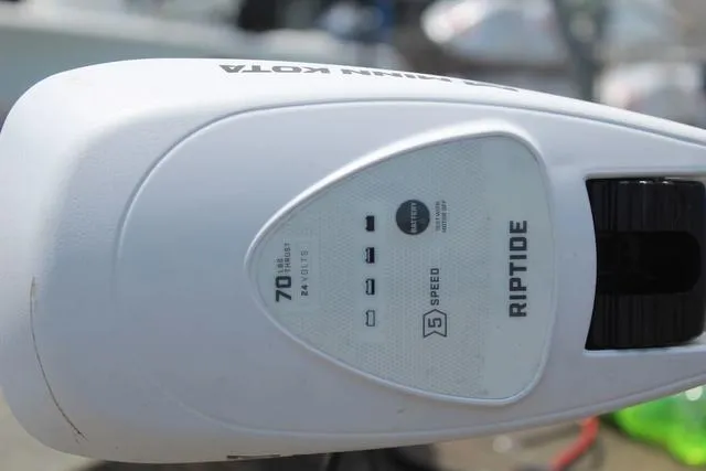 Slide: The Image of G3 Gator Tough 17 SC 2022 - 24