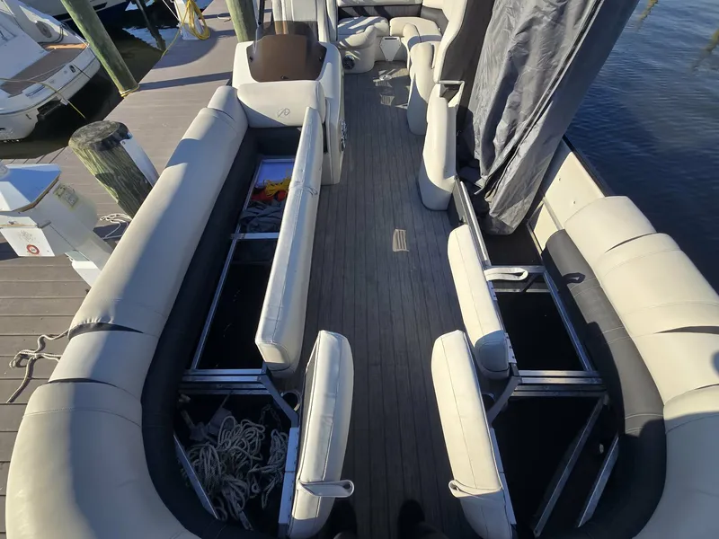 Slide: The Image of Avalon 2785 RJ 2019 - 5