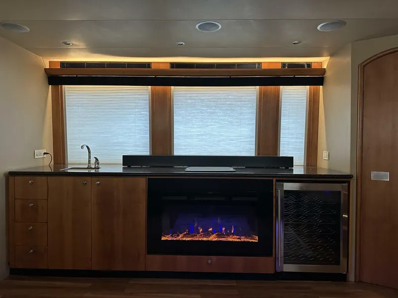 Slide: The Image of Cheoy Lee 72 2004 - 85