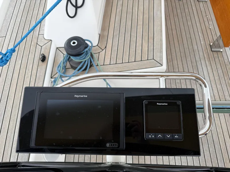 Slide: The Image of Control panel on 2019 X-Yachts X4⁶ sailboat with Raymarine displays. - 10