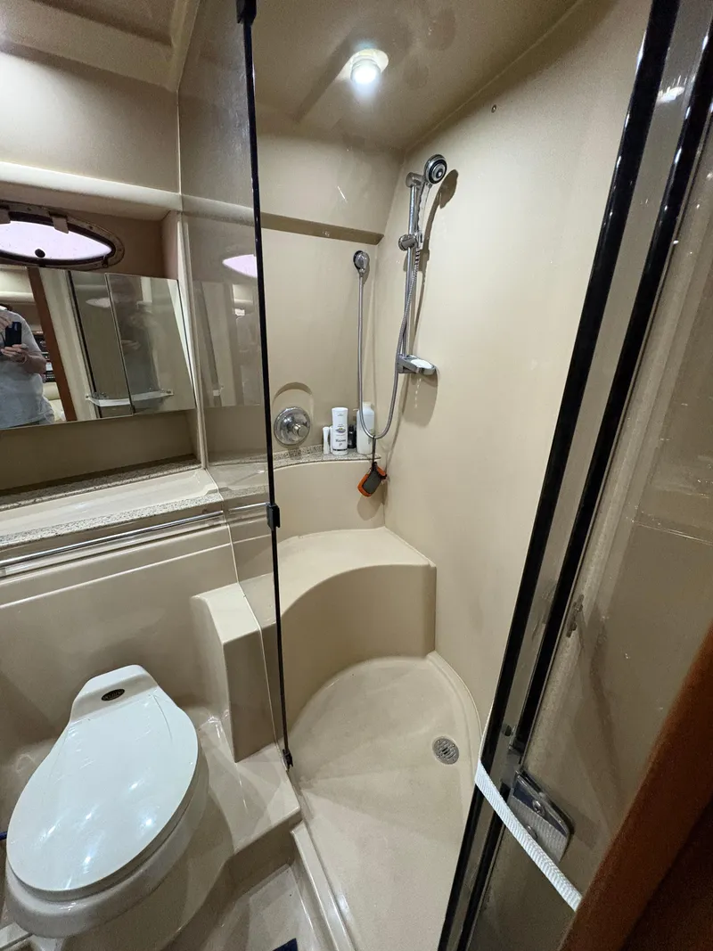 Slide: The Image of Cruisers 4270 Express 2003 - 24